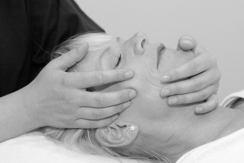 Kranio sakral terapi og healing - blid og afslappende